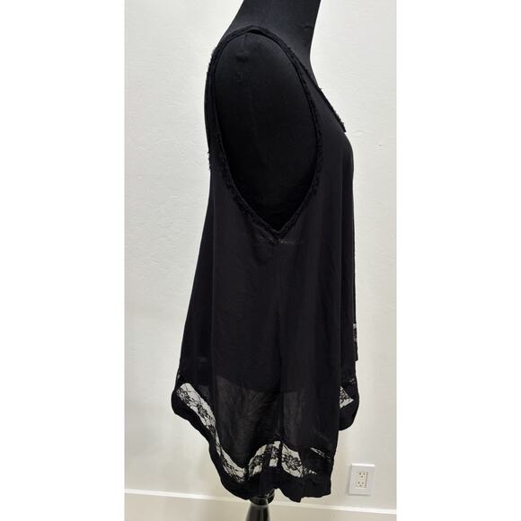 FREE PEOPLE Intimately Black Hi-Low Lace trim Cami Tank Top Size Small - Picture 3 of 6